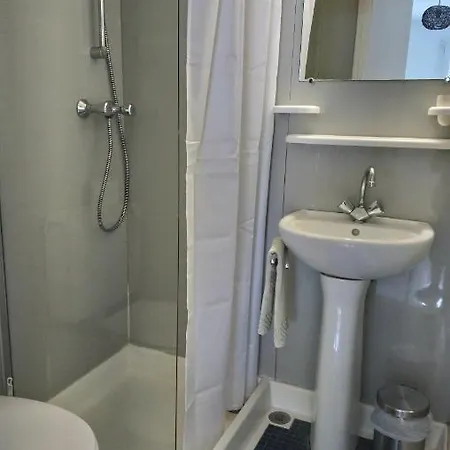 Le Loubens Apartment *